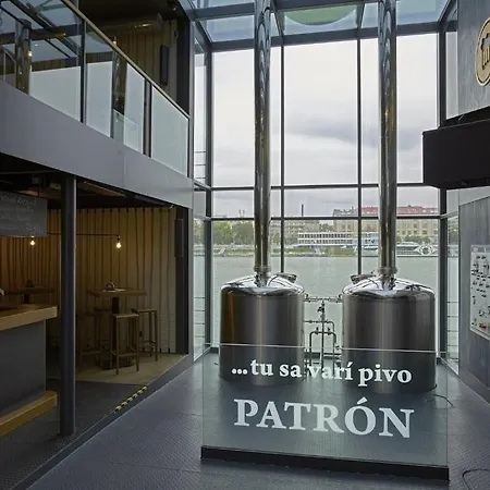 Dunajsky Pivovar Hotell