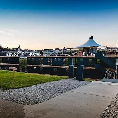 Dunajsky Pivovar Hotel 3*