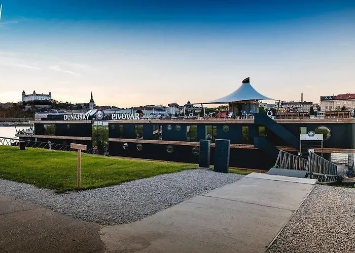 Dunajsky Pivovar Hotell 3*