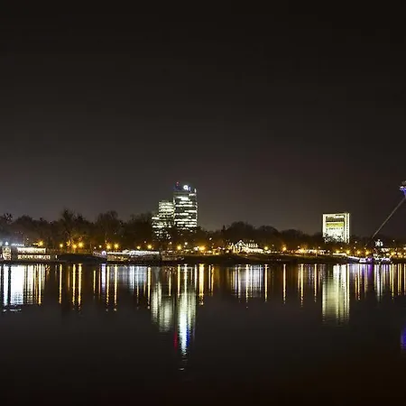 Dunajsky Pivovar Hotel Bratysława
